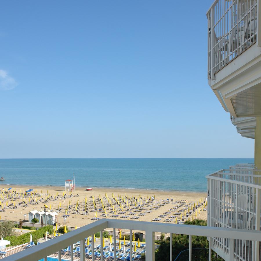 Termini Beach Hotel & Suites Lido di Jesolo Exterior photo